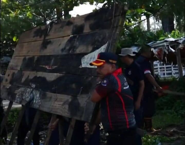 Pemkot Bengkulu Tata Ulang Pasir Putih, Pondok Terbengkalai Dibongkar Diganti Gazebo Baru