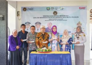 HUT ke-73 PDHI Hadir di Seluma, Layanan Kesehatan Sapi Gratis Disambut Antusias Peternak