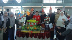 Gebyar Milad ke-35 UMB Meriah, FISIP Raih Juara Lomba Hias Nasi Jambar