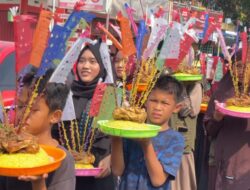 Warga Talang Kering Arak 120 Nasi Jambar, Rawat Tradisi Lembak dalam Peringatan Maulid Nabi