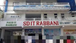13 Tahun Mengabdi, Guru SD IT Rabbani Bengkulu Mengaku Dipecat Secara Sepihak